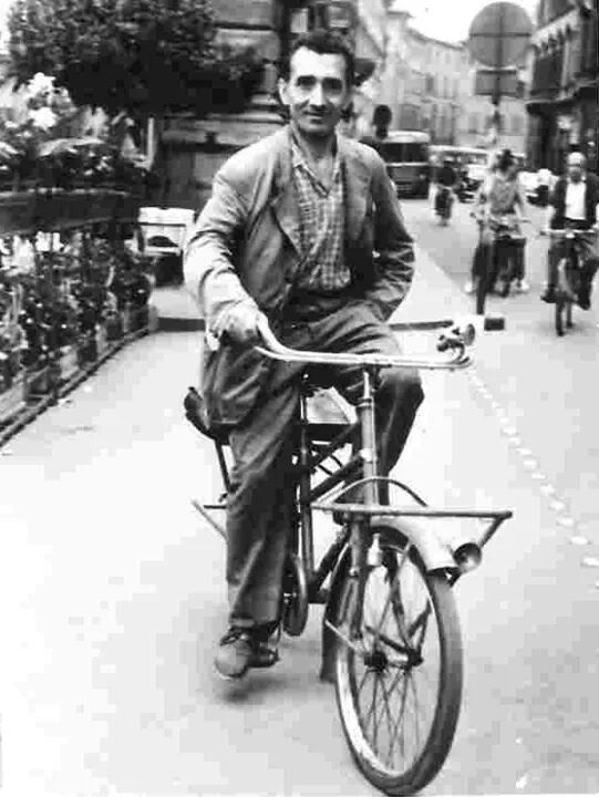 Ameglio Casini, la prima generazione, Firenze, Piazza della repubblica, primi anni 50